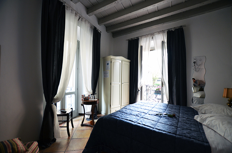 CAMERA 3 (6) CAMERA 3 (6)