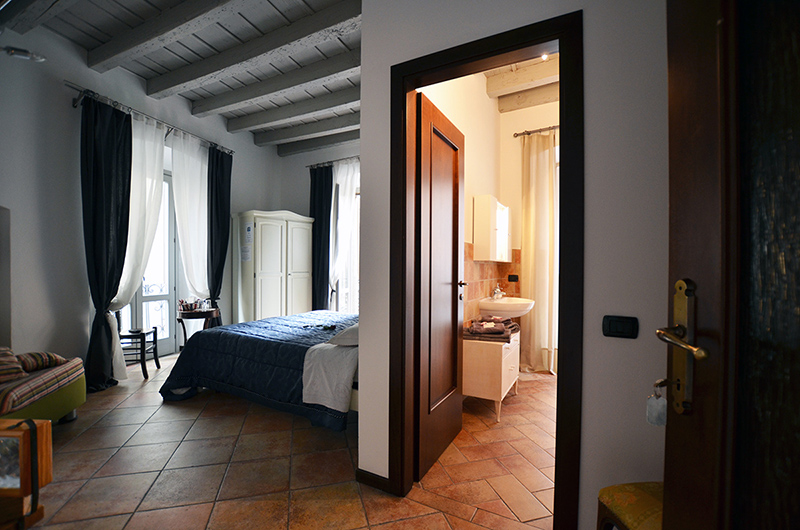 CAMERA 3 (7) CAMERA 3 (7)