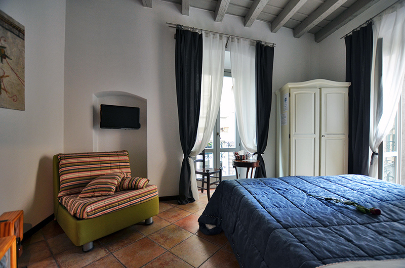 CAMERA 3 (8) CAMERA 3 (8)